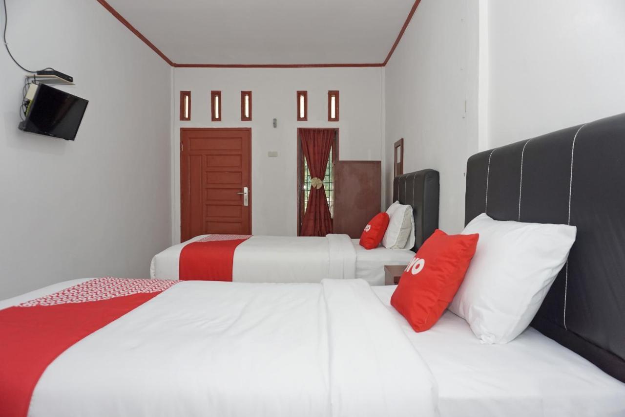 Sinapuran Oyo 2635 Ramos Inn מראה חיצוני תמונה
